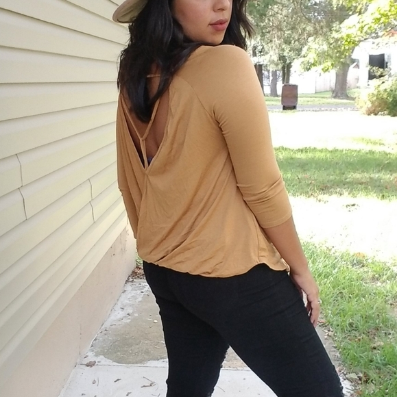 STAY GOLDEN MUSTARD TOP - Picture 14 of 16